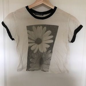 Brandy Melville cropped graphic tee
